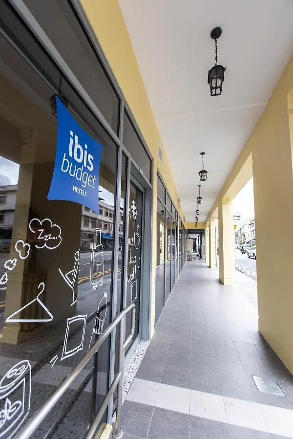 Ibis Budget Singapore Gold 3*,